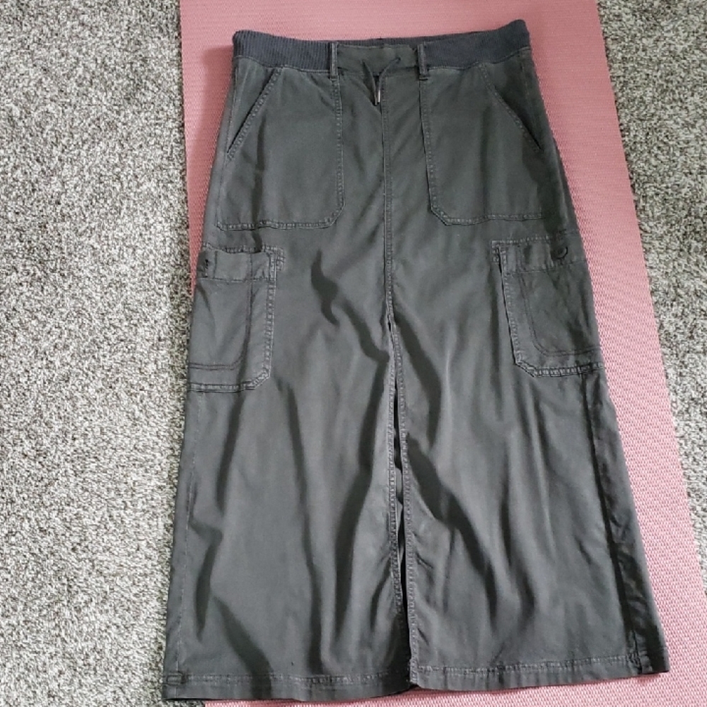 American Eagle Gray Cargo Maxi Skirt